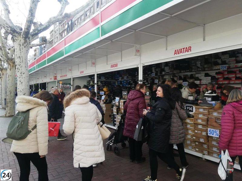 El mercado Logrostock regresa al Espolón con una gran presencia de comercios y stands, en medio de la incertidumbre del tiempo pero con la confianza en el éxito.