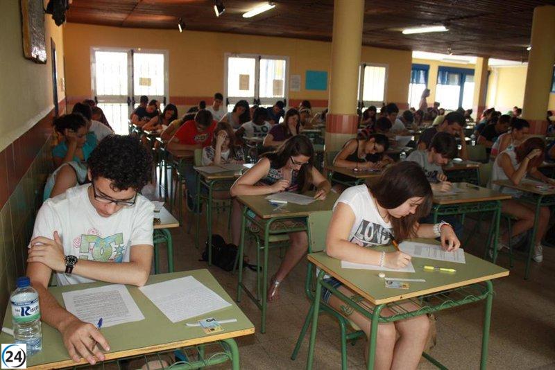 El Gobierno destina fondos para apoyar el Bachillerato en centros concertados, beneficiando a cientos de familias.