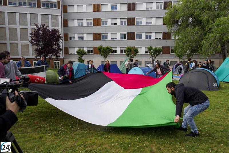 Manifestantes de la Universidad de La Rioja exigen cese inmediato del fuego en Gaza