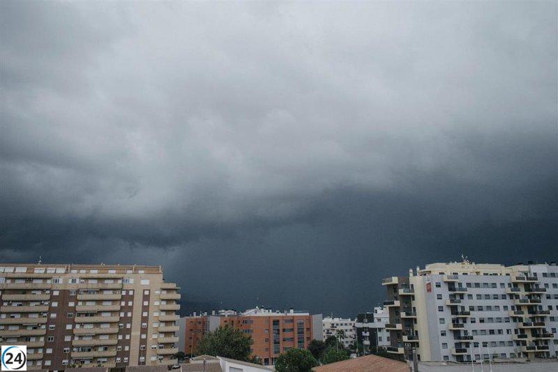 Lluvias y tormentas ponen a La Rioja en alerta amarilla este domingo.