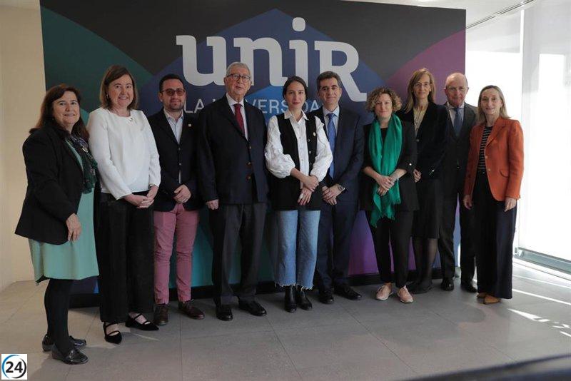 Alianza entre Ministerio de Cultura Ecuador y UNIR fortalece formación en sector cultural.