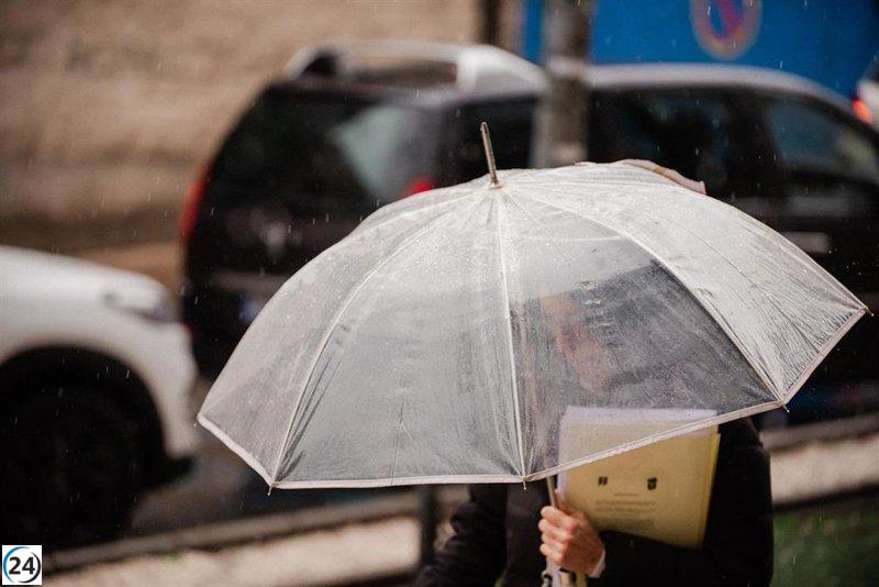 Persistirán las lluvias en la mitad norte peninsular durante el fin de semana tras la reabsorción de la DANA el sábado.