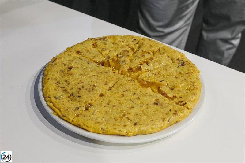 Dos tortillas logroñesas compiten por el título de la mejor de España este domingo.