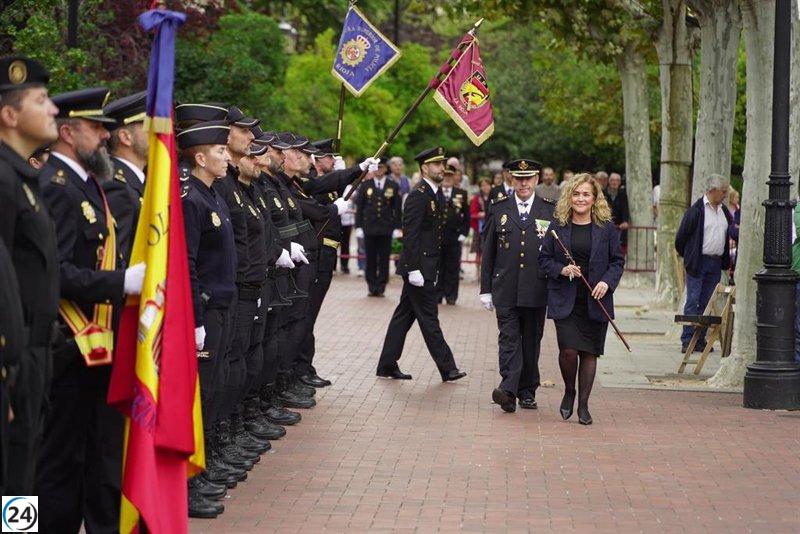 El Paseo del Espolón se engalana para homenajear a los Santos Ángeles Custodios.
