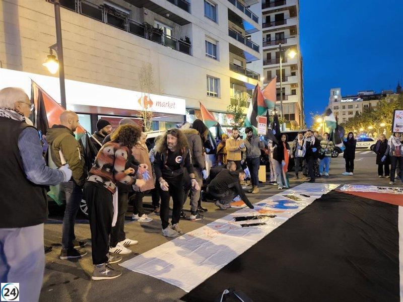 Manifestación en Logroño exige apoyo para Palestina y boicot a empresas que respaldan a Israel.