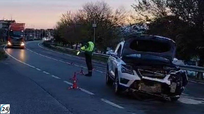 Accidente en San Adrián deja a dos personas con heridas menores.