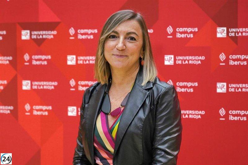 Eva Sanz asume la rectoría de la Universidad de La Rioja en un acto solemne este martes.