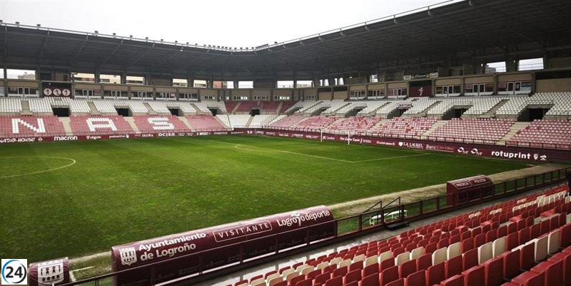 El campo de Las Gaunas en Logroño listo para el duelo UDL-Athletic de Copa.