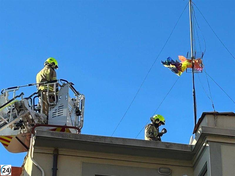 Bomberos retiran una peculiar 