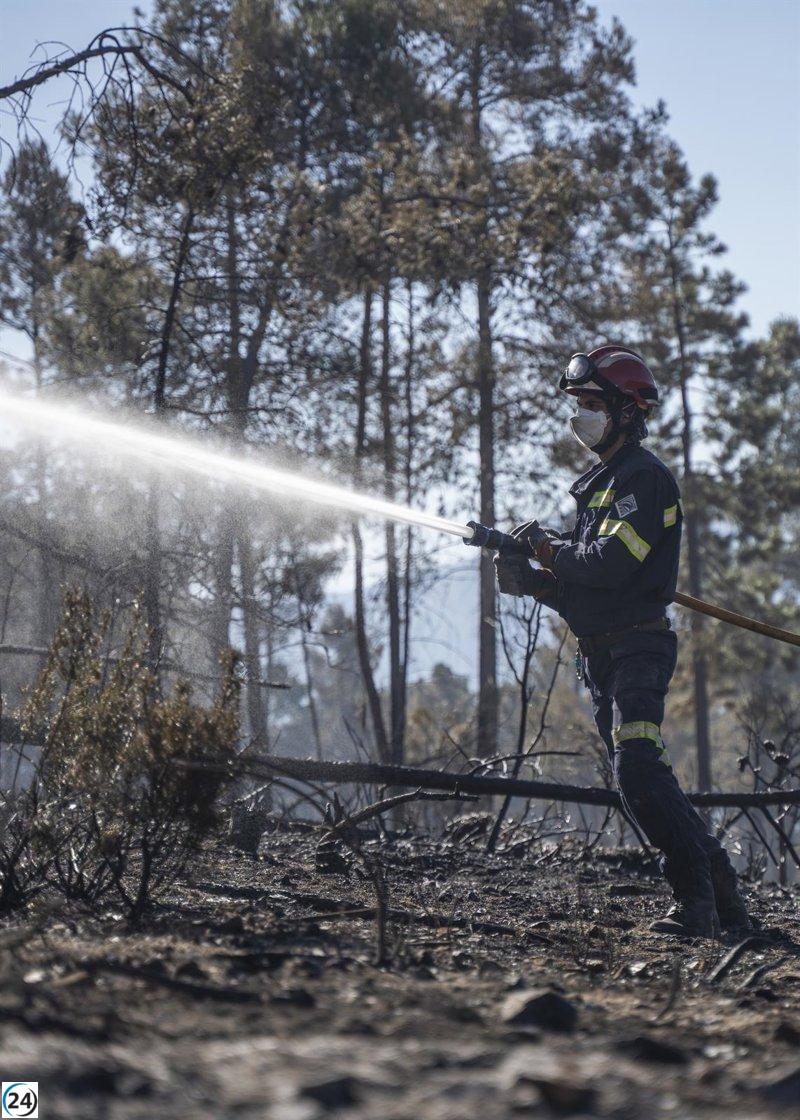 Medio Natural destina 779.143 euros para adquirir prendas de protección contra incendios forestales.