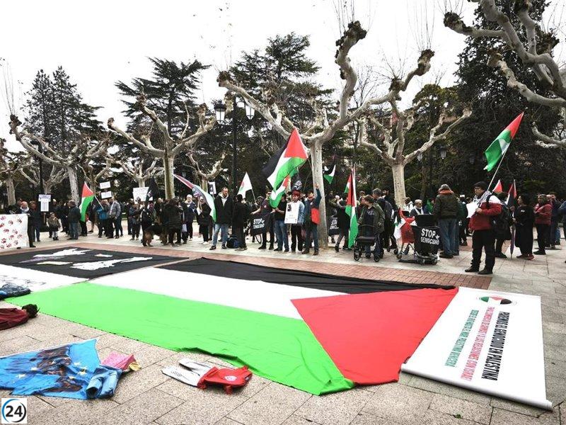 Protesta en Logroño exige detener bombardeos en Gaza y llama a boicotear a Israel.