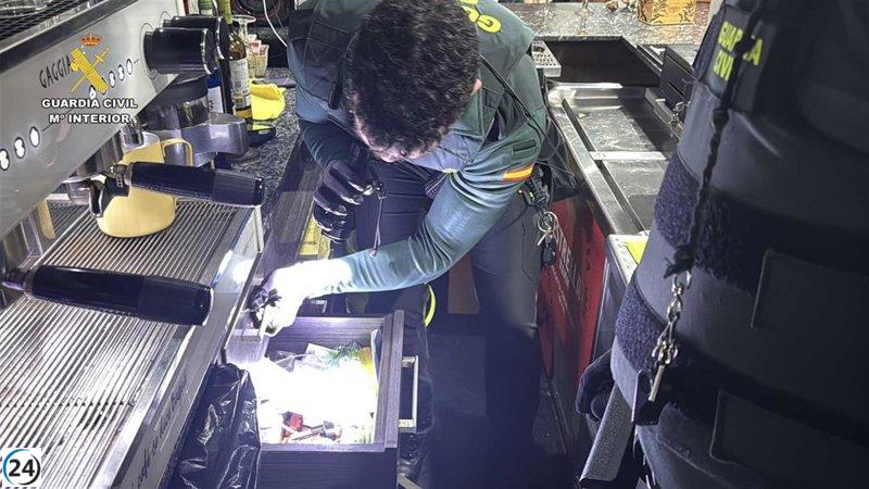 Gran operativo en Nájera culmina con 19 denuncias por tráfico de armas y drogas.