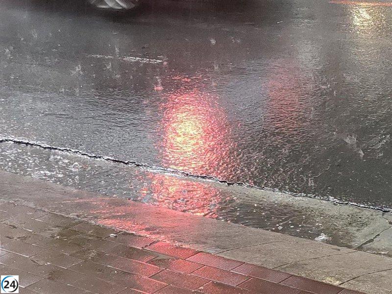 La Rioja bajo alerta amarilla por intensas lluvias y posibles tormentas de granizo esta tarde y mañana.