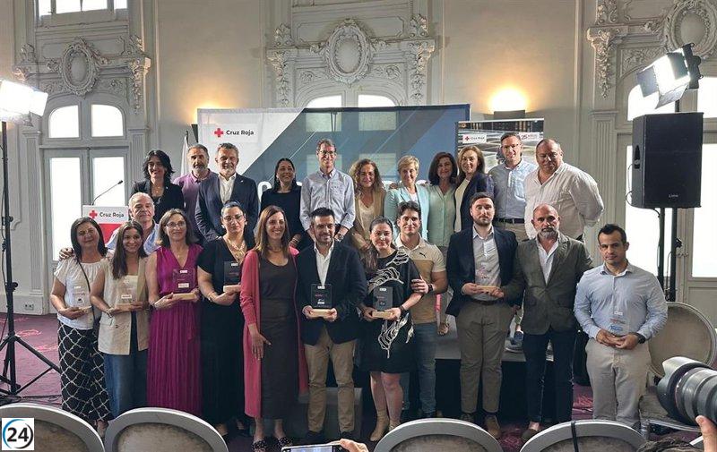 Cruz Roja La Rioja conmemora 25 años de su Plan de Empleo rindiendo homenaje a empresas aliadas.