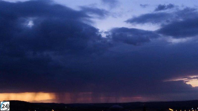 La Rioja enfrenta este jueves alertas por tormentas, lluvias y calor extremo.