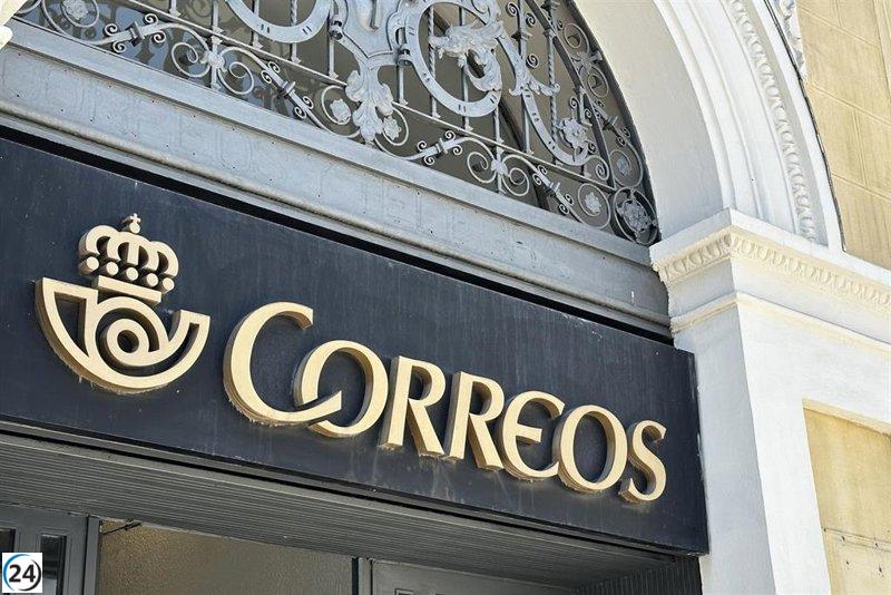 Correos ofrece servicios de envío de maletas y asesoría financiera para el verano.