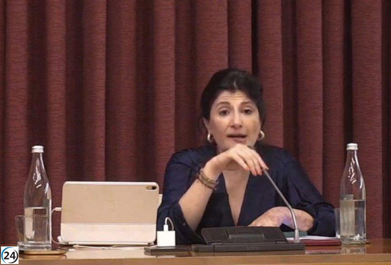 El Ayuntamiento desestima la propuesta de Eva Loza para recortar fondos a los grupos municipales.