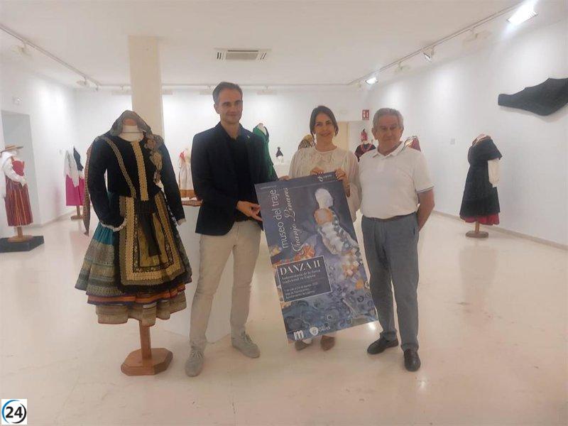 Una muestra explora la rica cultura y tradiciones de España a través de sus vestimentas emblemáticas.