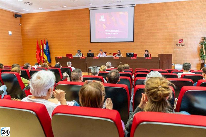 Se ratifica el nuevo Estatuto de la UR siguiendo la Ley Orgánica del Sistema Universitario.