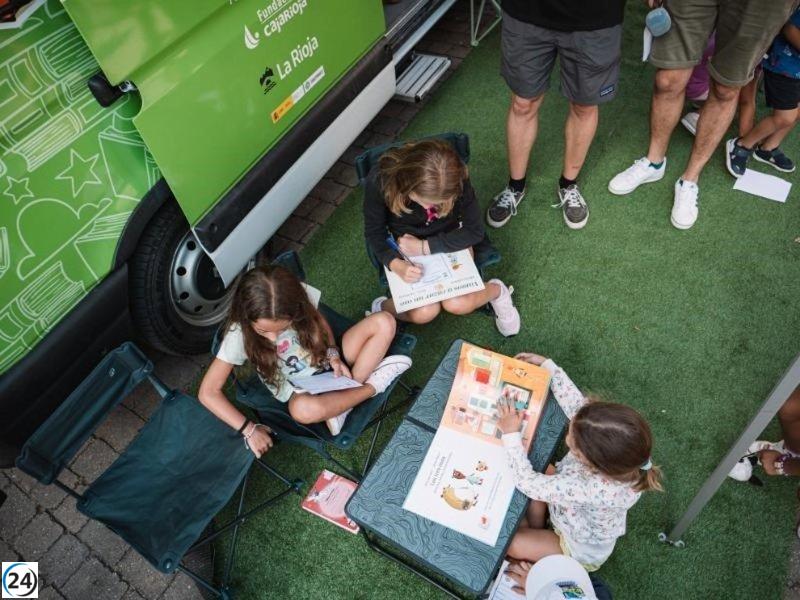 La Biblioteca Nómada lleva literatura y talleres de lectura a diez localidades de La Rioja.