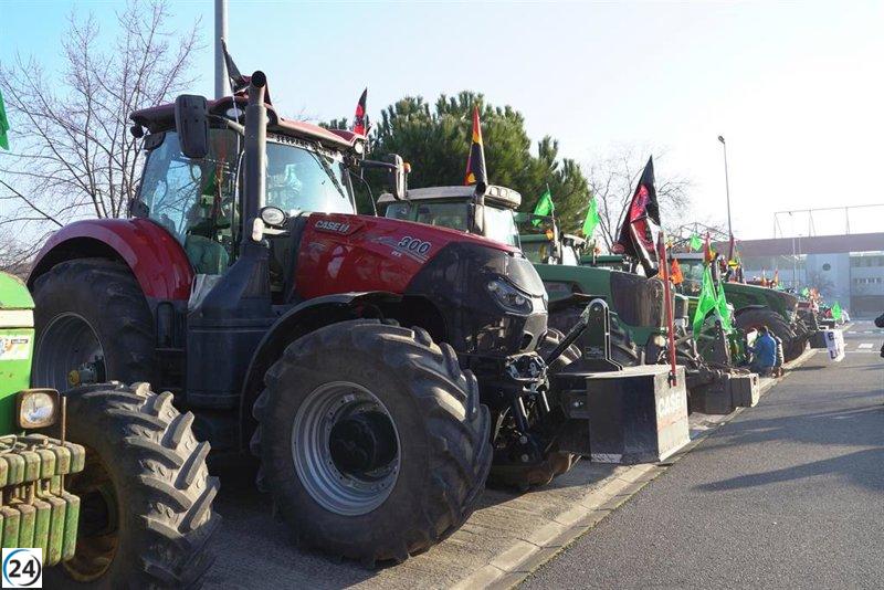La UAGR aboga por permitir el paso de tractores en las autovías A-13 y LO-20 durante la temporada de vendimia.