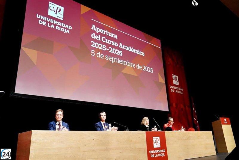 La ceremonia inaugural del año académico se enfoca en la próxima Facultad de Medicina.