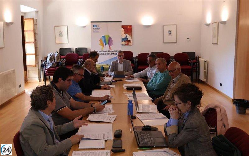Junta AMCS examina en Navarrete iniciativas de sostenibilidad, colaboración global y fomento cultural.