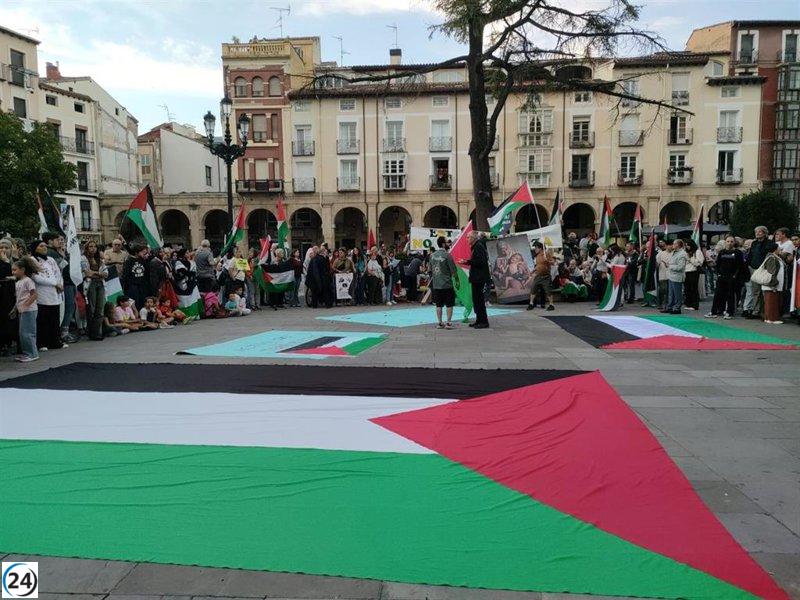 Protesta en Logroño apoya la causa palestina y la 'flotilla' humanitaria.