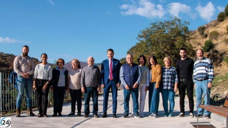 Concluyen las obras de urbanización en la calle La Fragua de Zarzosa, gracias al apoyo del Gobierno regional.
