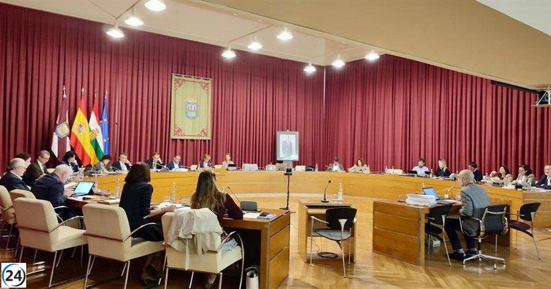 El Ayuntamiento desestima un plan para regular pisos turísticos ilegales en Logroño por falta de competencias.
