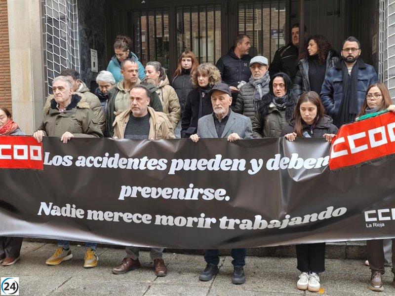 CCOO La Rioja se manifiesta tras un nuevo trágico accidente laboral.