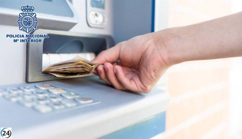 Detenido hombre que se hacía pasar por mujer para robar a su víctima.