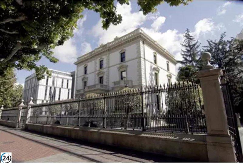 Gobierno reduce siete altos cargos y crea dos viceconsejerías en Salud y Educación.