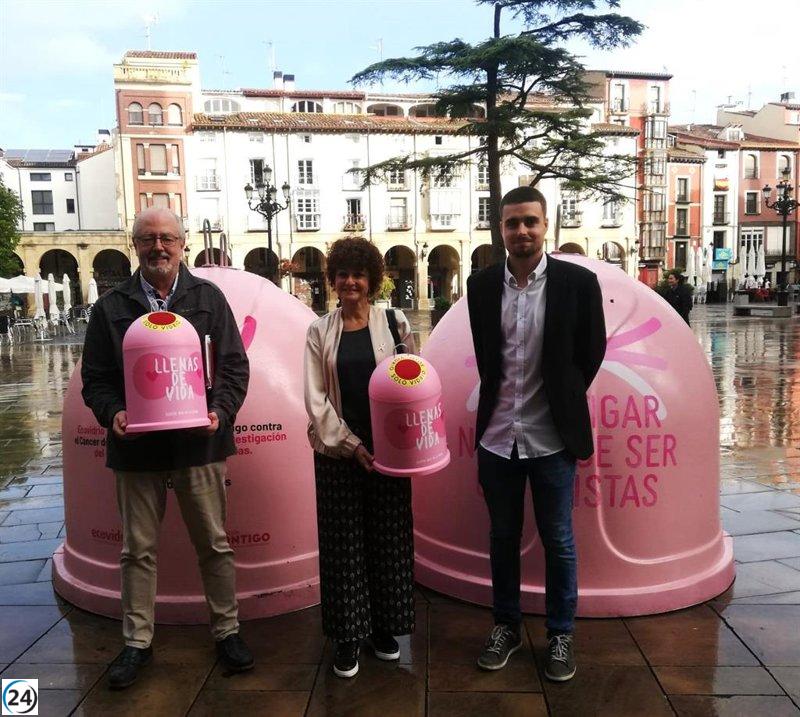 Inauguran en la Plaza del Mercado dos contenedores solidarios en apoyo a la investigación del cáncer de mama.