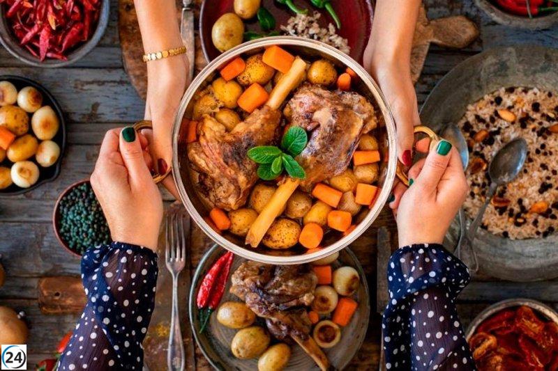 Cáritas impulsa la integración intercultural a través del proyecto 'Te invito a comer'