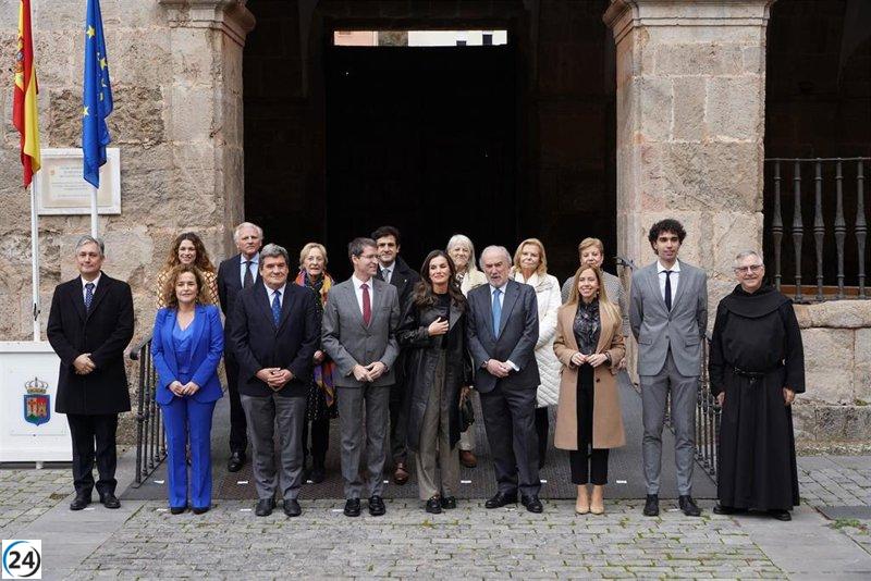 La Reina clausura el Seminario Internacional de la Lengua y el Periodismo en San Millán